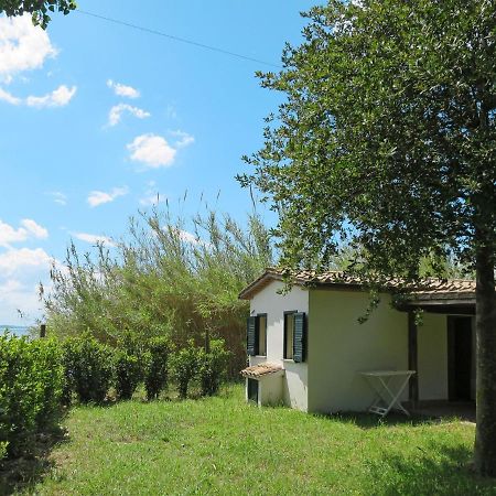 Holiday Home Chalet Del Lago By Interhome Bolsena Exterior foto