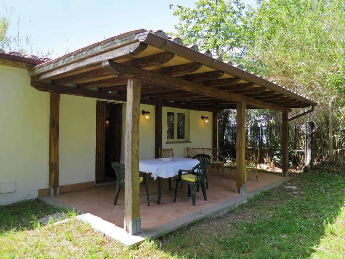 Holiday Home Chalet Del Lago By Interhome Bolsena Exterior foto