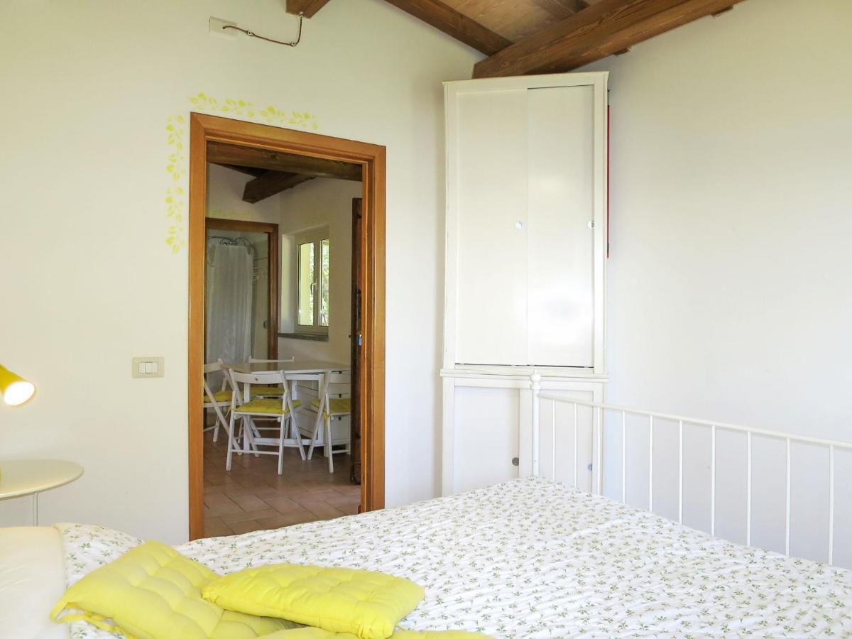 Holiday Home Chalet Del Lago By Interhome Bolsena Exterior foto